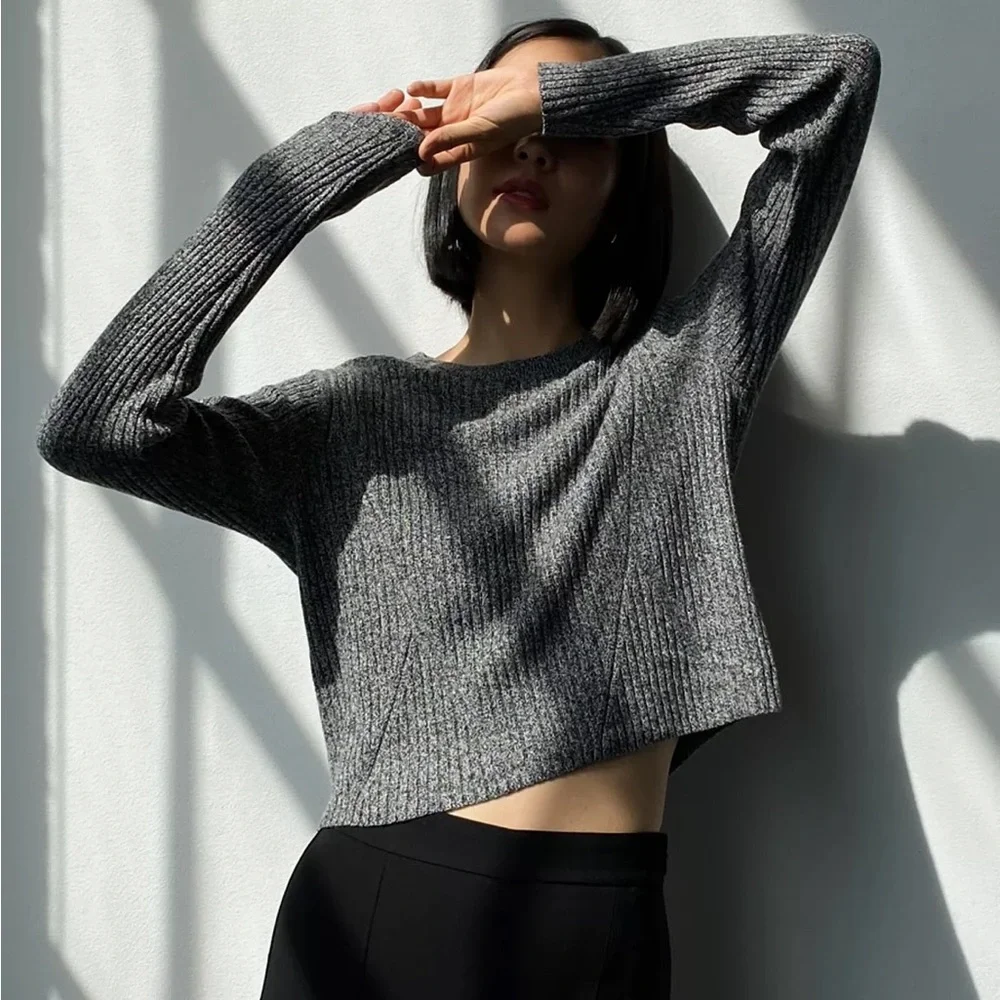 Aritzia Babaton Cropped Sweater, XS “Nathaniel”, Lilac, Wool blend - Picture 9 of 9